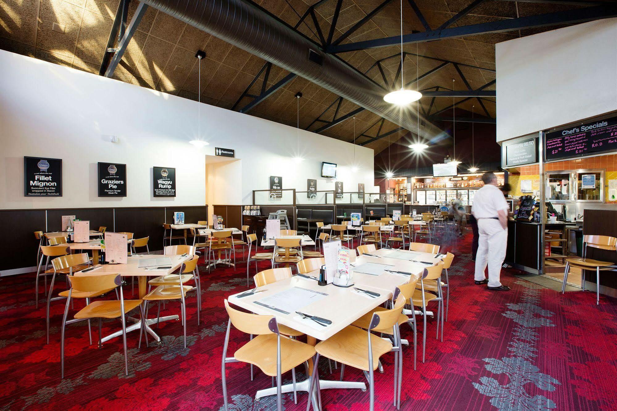 Glenmore Tavern Rockhampton Ngoại thất bức ảnh